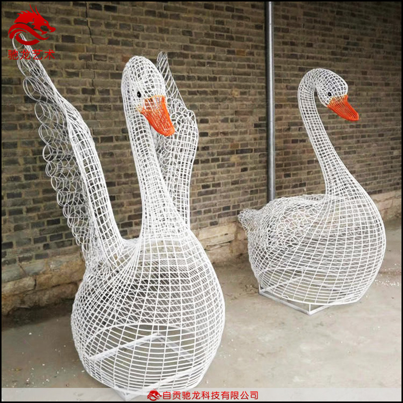 天鹅铁艺编织镂空雕塑美陈(图3)